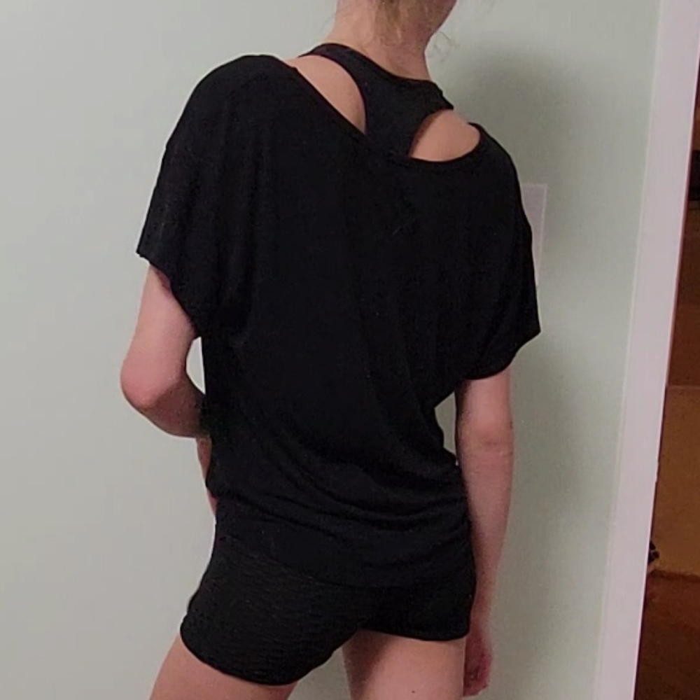 One shoulder shirt - Picture 3 of 4